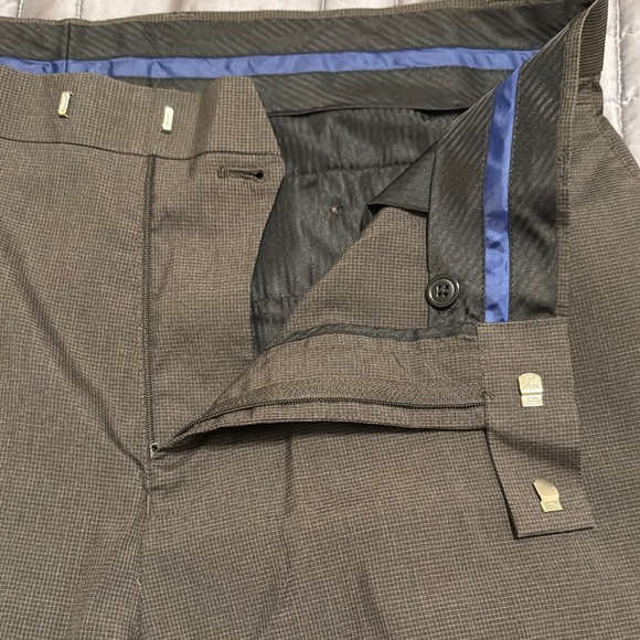 Madison Brown Dress Pants with Classic Straight-Leg Cut 36 x 32 - Picture 7 of 7